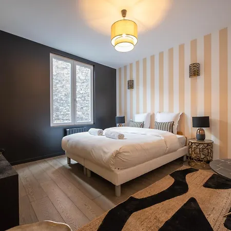 Cia - Triplex In 17th Appartement *