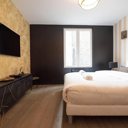 Cia - Triplex In 17th * Paris